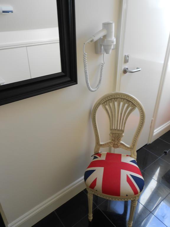Mapesbury Hostel London Room photo